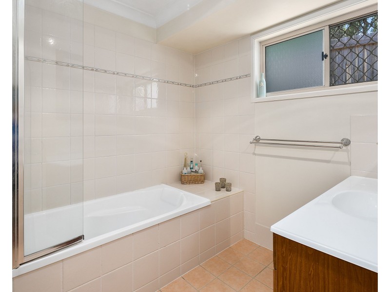 9 Viking Court, Cleveland QLD 4163