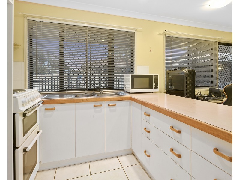 13 Jesray Street, Birkdale QLD 4159