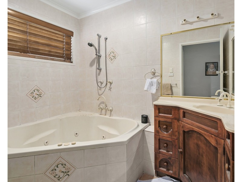 107 Burbank Road, Birkdale QLD 4159