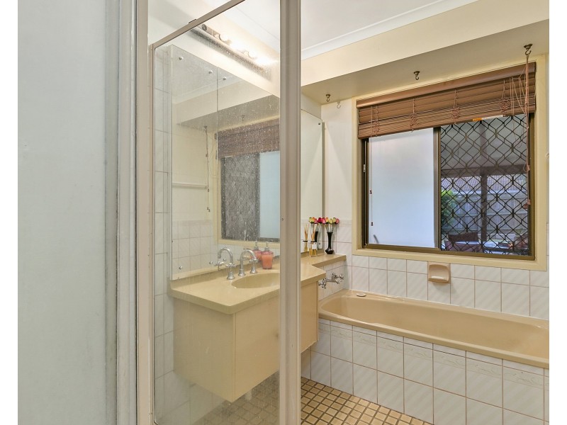 8 Eden Court, Cleveland QLD 4163