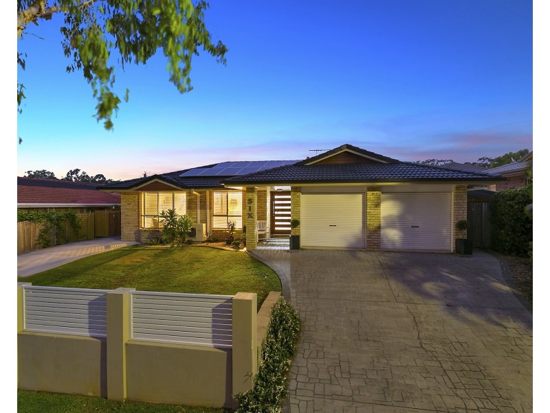6 Johnston Avenue, Birkdale QLD 4159