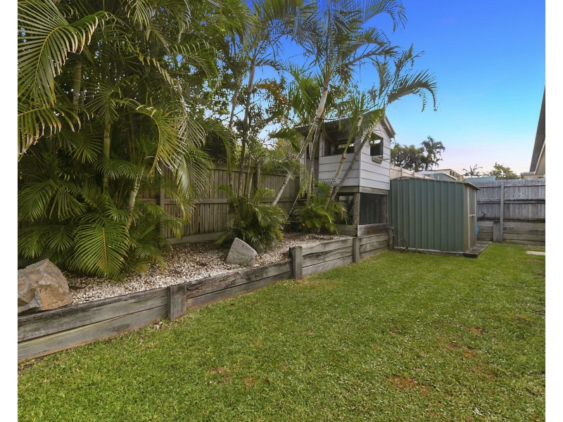 6 Johnston Avenue, Birkdale QLD 4159