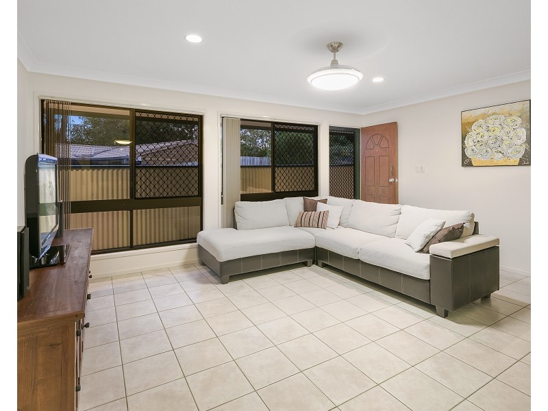 13 Joslin Street, Birkdale QLD 4159