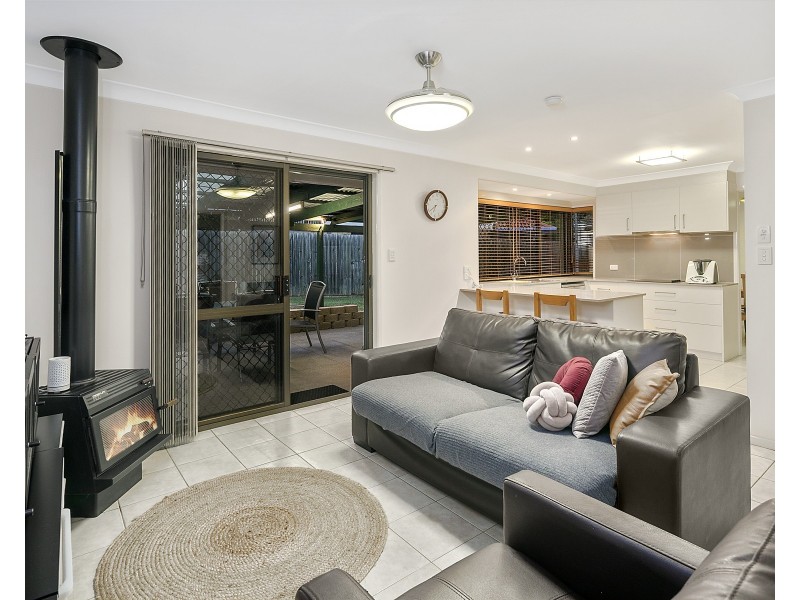 13 Joslin Street, Birkdale QLD 4159