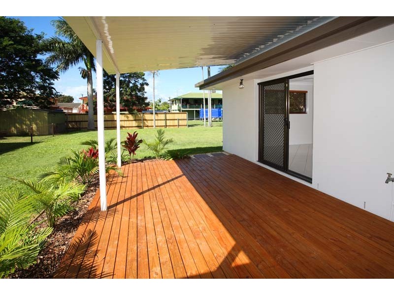 13 Ruth Street, Birkdale QLD 4159