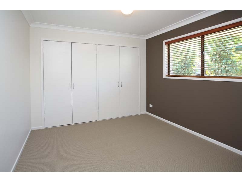 13 Ruth Street, Birkdale QLD 4159