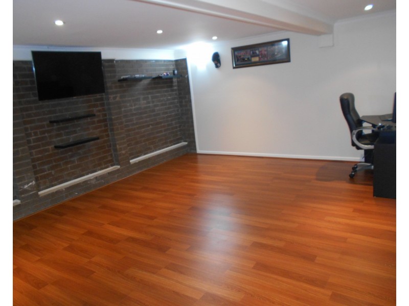 82 Randall Road, Birkdale QLD 4159