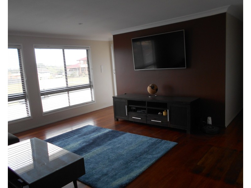 82 Randall Road, Birkdale QLD 4159