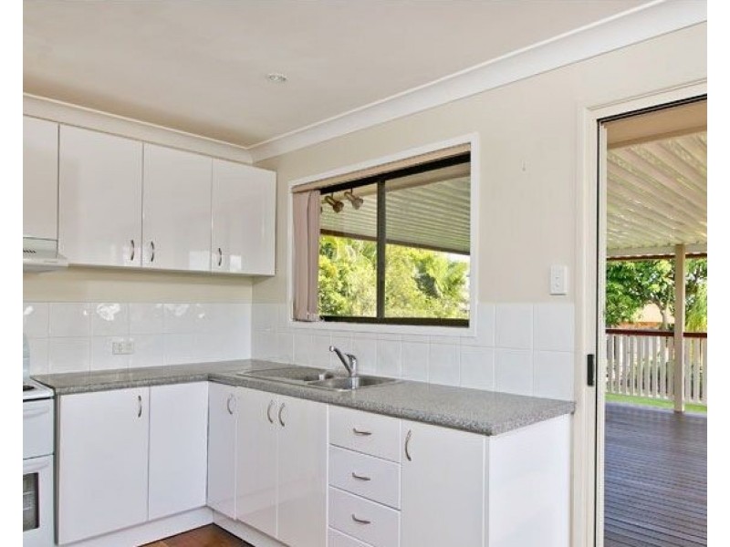 82 Randall Road, Birkdale QLD 4159