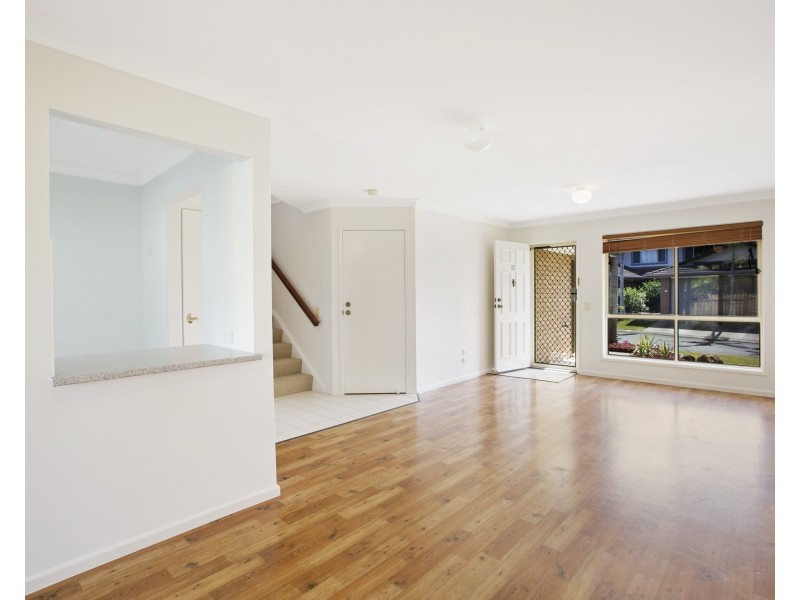 97/9 Bayside Court, Thorneside QLD 4158