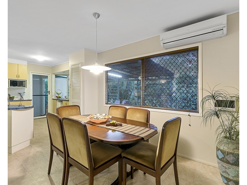 1 Riaweena Street, Thorneside QLD 4158