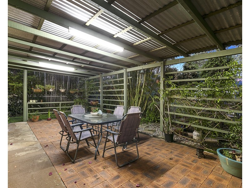 1 Riaweena Street, Thorneside QLD 4158