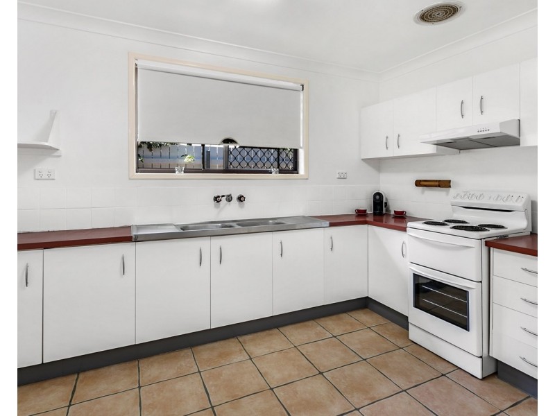 47 Leon Street, Thorneside QLD 4158