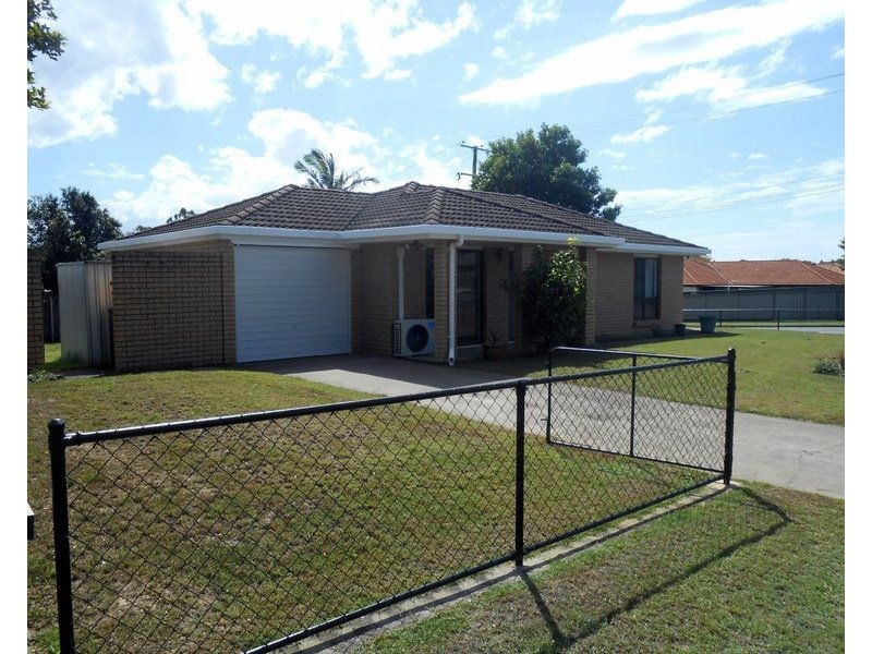 4 Strand Street, Birkdale QLD 4159