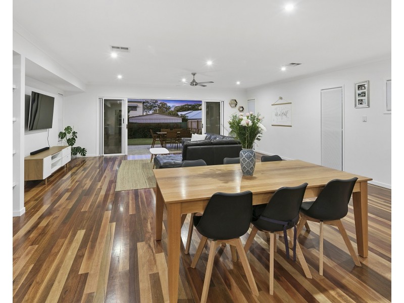 12 Edith Street, Wellington Point QLD 4160