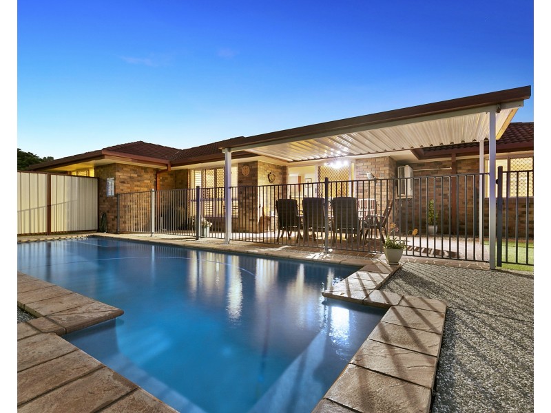 12 Schonrock Street, Wellington Point QLD 4160