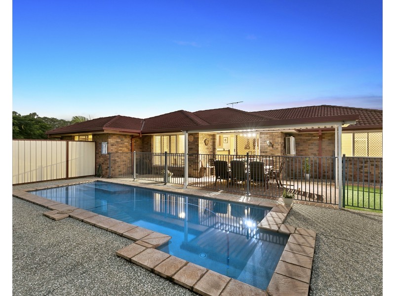 12 Schonrock Street, Wellington Point QLD 4160