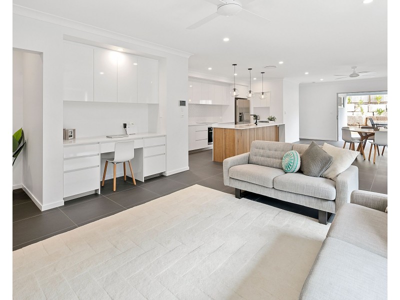 16 Congreve Crescent, Thornlands QLD 4164