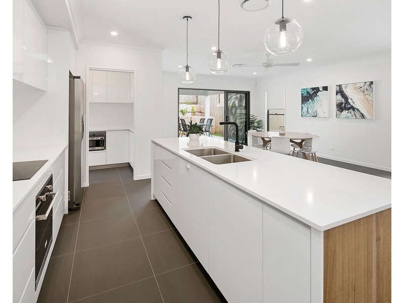 16 Congreve Crescent, Thornlands QLD 4164