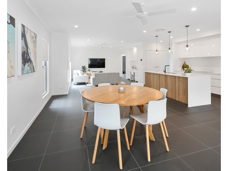 16 Congreve Crescent, Thornlands QLD 4164