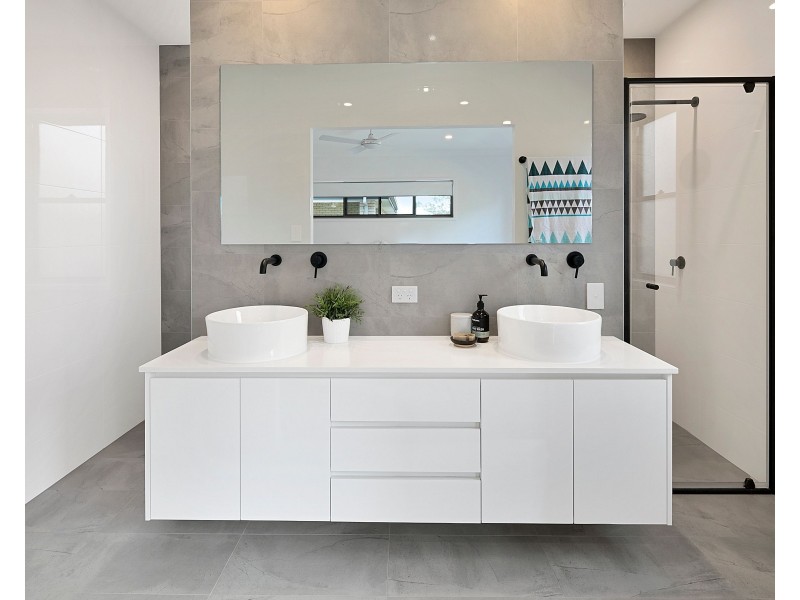 16 Congreve Crescent, Thornlands QLD 4164