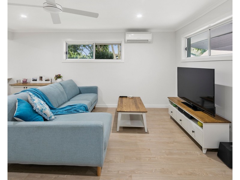 12 Frank Street, Thorneside QLD 4158