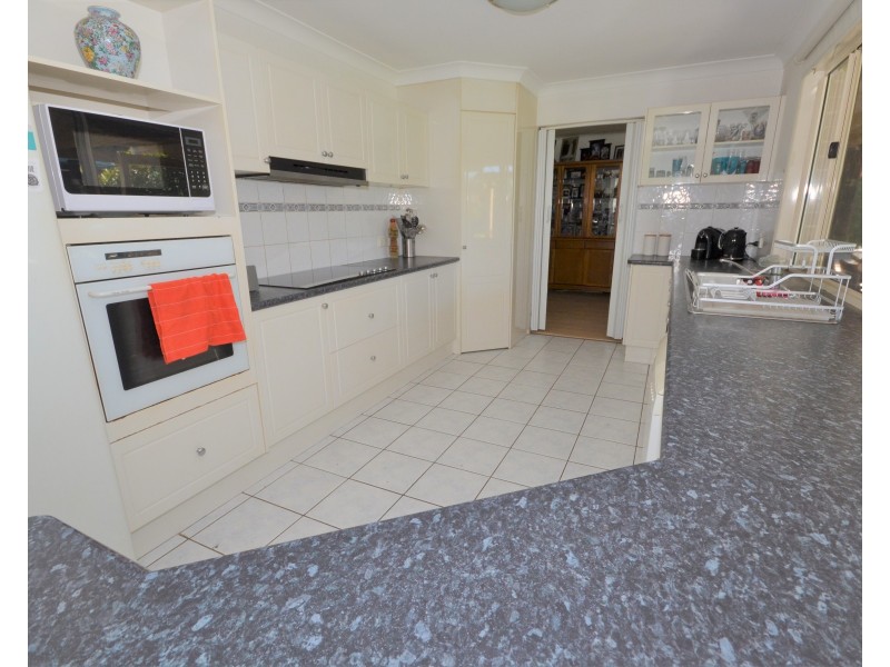 50-54 Collingwood Road, Birkdale QLD 4159