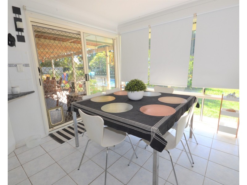 50-54 Collingwood Road, Birkdale QLD 4159