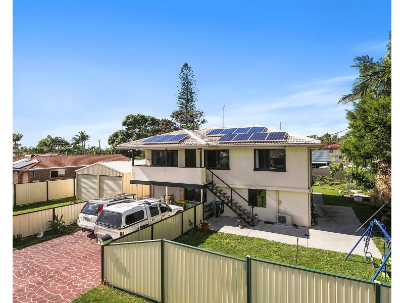 8 Benfer Road, Victoria Point QLD 4165