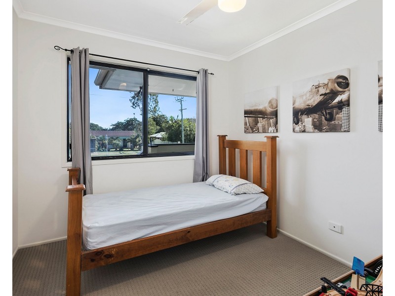 8 Benfer Road, Victoria Point QLD 4165