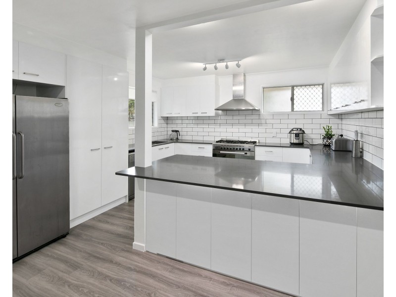 5 VALANTINE Road, Capalaba QLD 4157