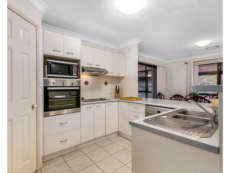 8 Hawkins Place, Thornlands QLD 4164