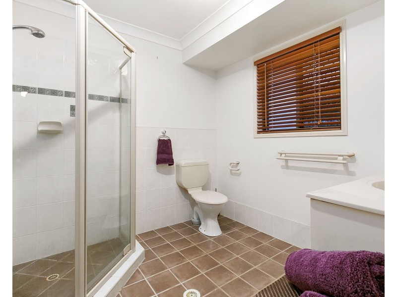 8 Hawkins Place, Thornlands QLD 4164