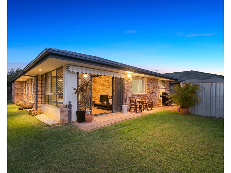 8 Hawkins Place, Thornlands QLD 4164