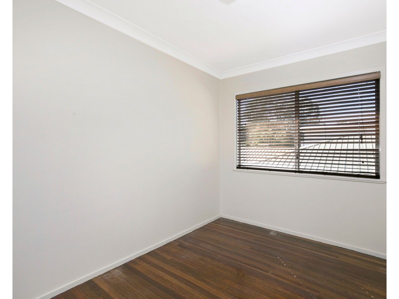 23 Hugh Street, Thorneside QLD 4158