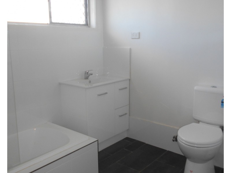 304 Queens Esplanade, Thorneside QLD 4158