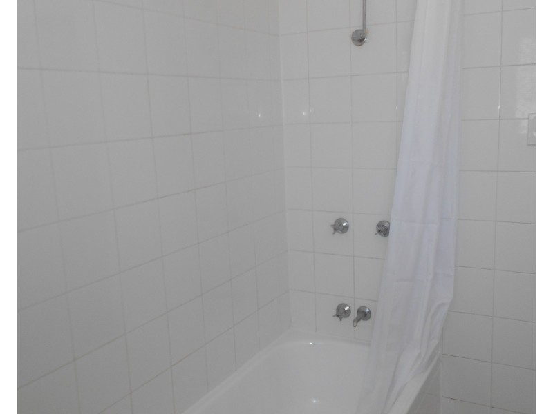 304 Queens Esplanade, Thorneside QLD 4158