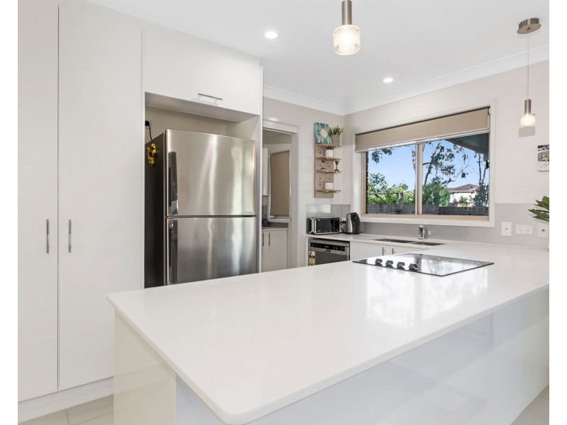 105/205 Thorneside Road, Thorneside QLD 4158