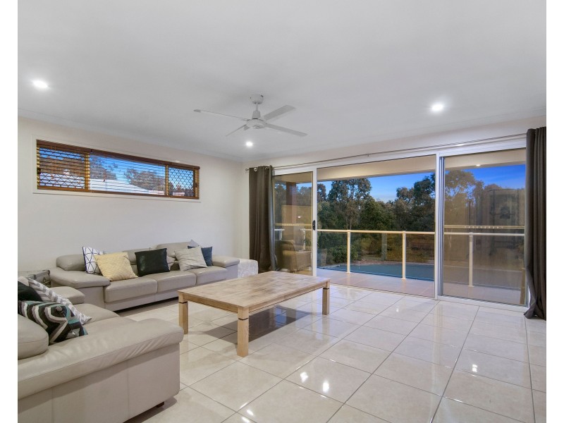 16 Acer Place, Redland Bay QLD 4165