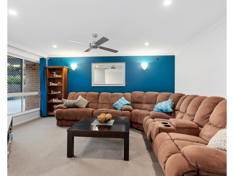 3 Barrett Street, Birkdale QLD 4159