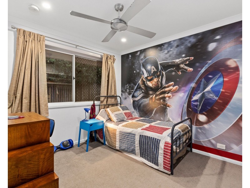 3 Barrett Street, Birkdale QLD 4159