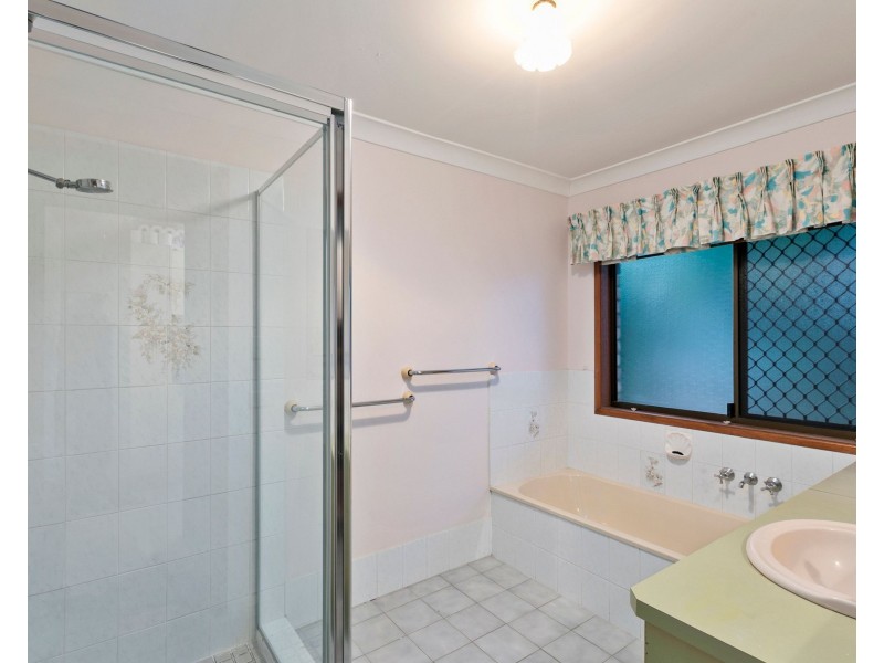 78 Whitehall Avenue, Birkdale QLD 4159