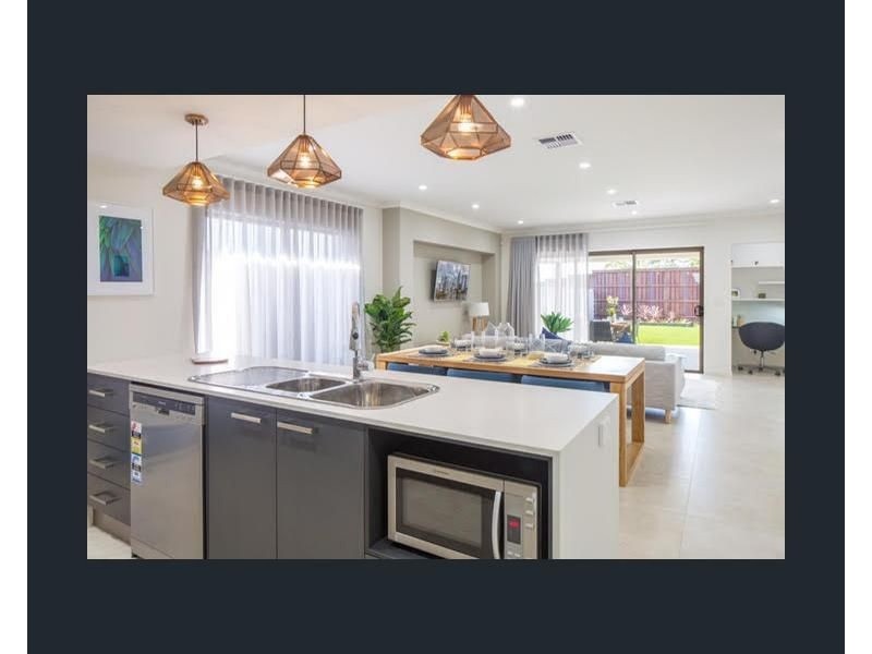 4 Cardwell Circuit, Thornlands QLD 4164