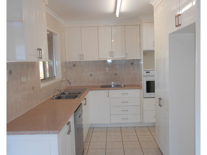 64 Collins Street, Redland Bay QLD 4165