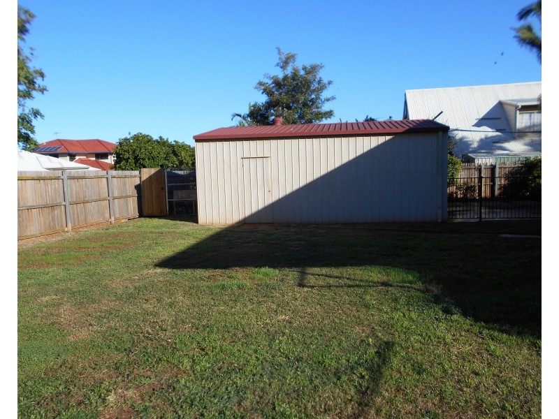 64 Collins Street, Redland Bay QLD 4165