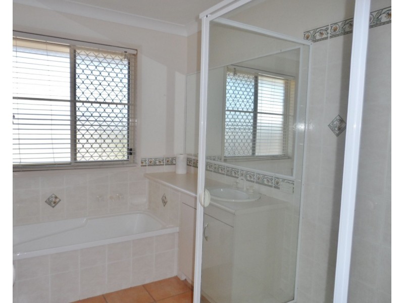 69 Belford Drive, Wellington Point QLD 4160