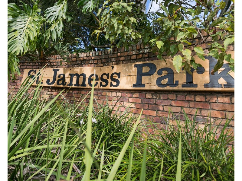 14 Lewisham Court, Birkdale QLD 4159