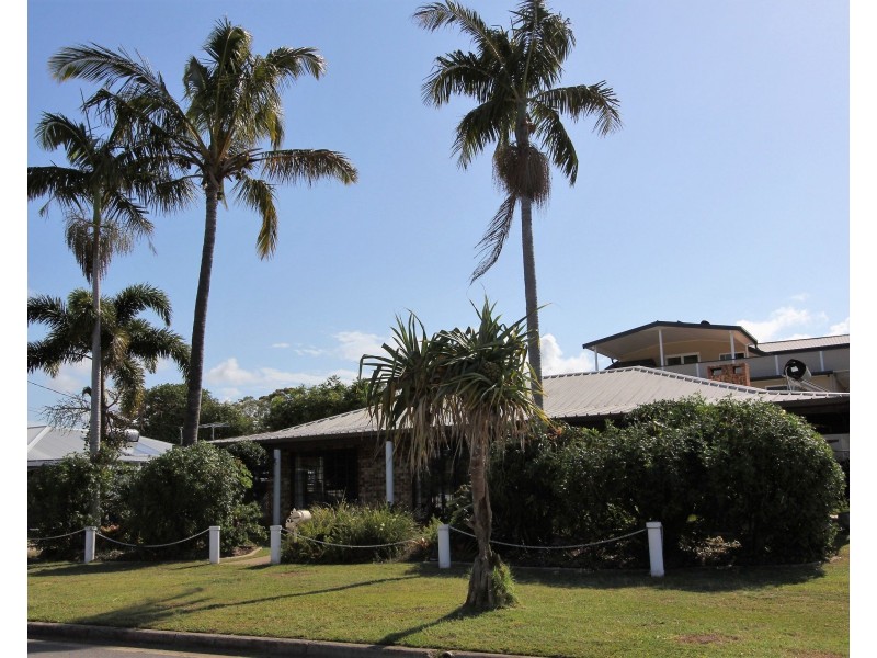 4 Bates Drive, Birkdale QLD 4159