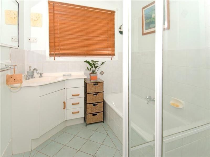 105 Railway Parade, Thorneside QLD 4158