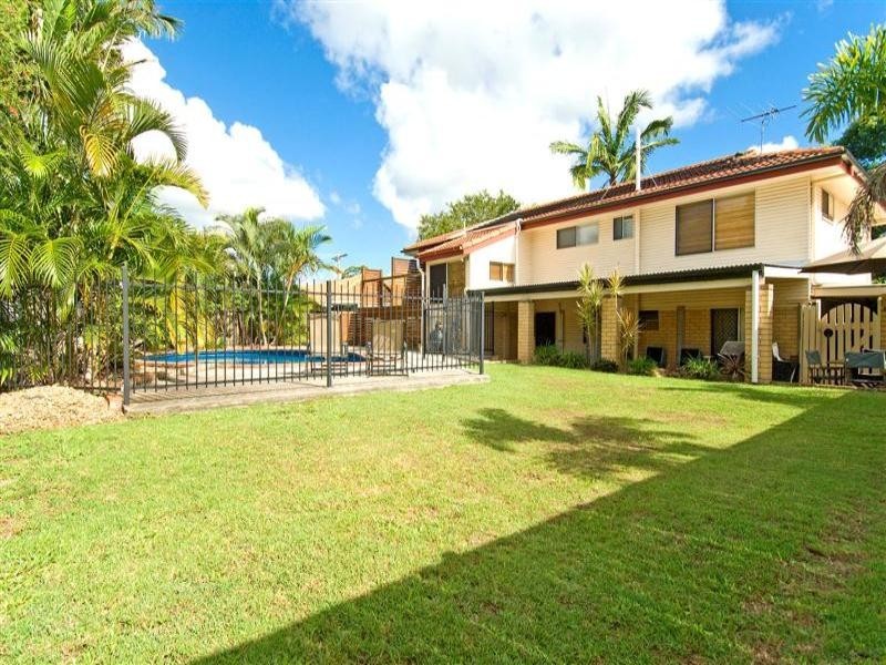 8 Weldon Street, Birkdale QLD 4159